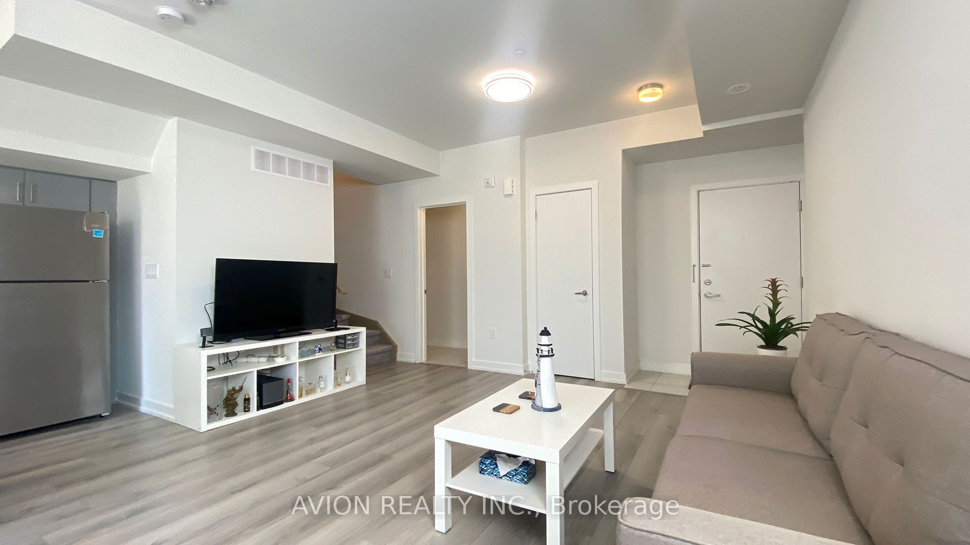 3546 Colonial Drive # 2