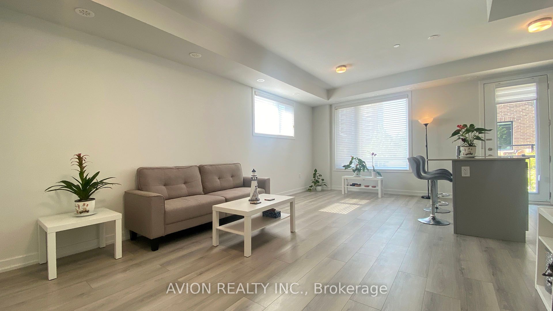 3546 Colonial Drive # 2