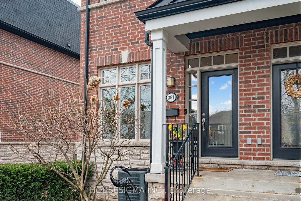 Photo of 361 Roehampton Avenue, Toronto, ON M4P 1S3 (MLS # C13019760)