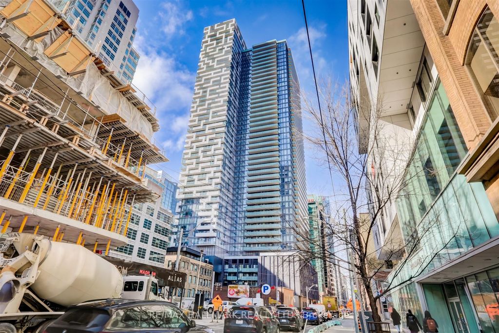 Photo of 25 Richmond Street E #2406, Toronto, ON M5C 1N7 (MLS # C12444527)