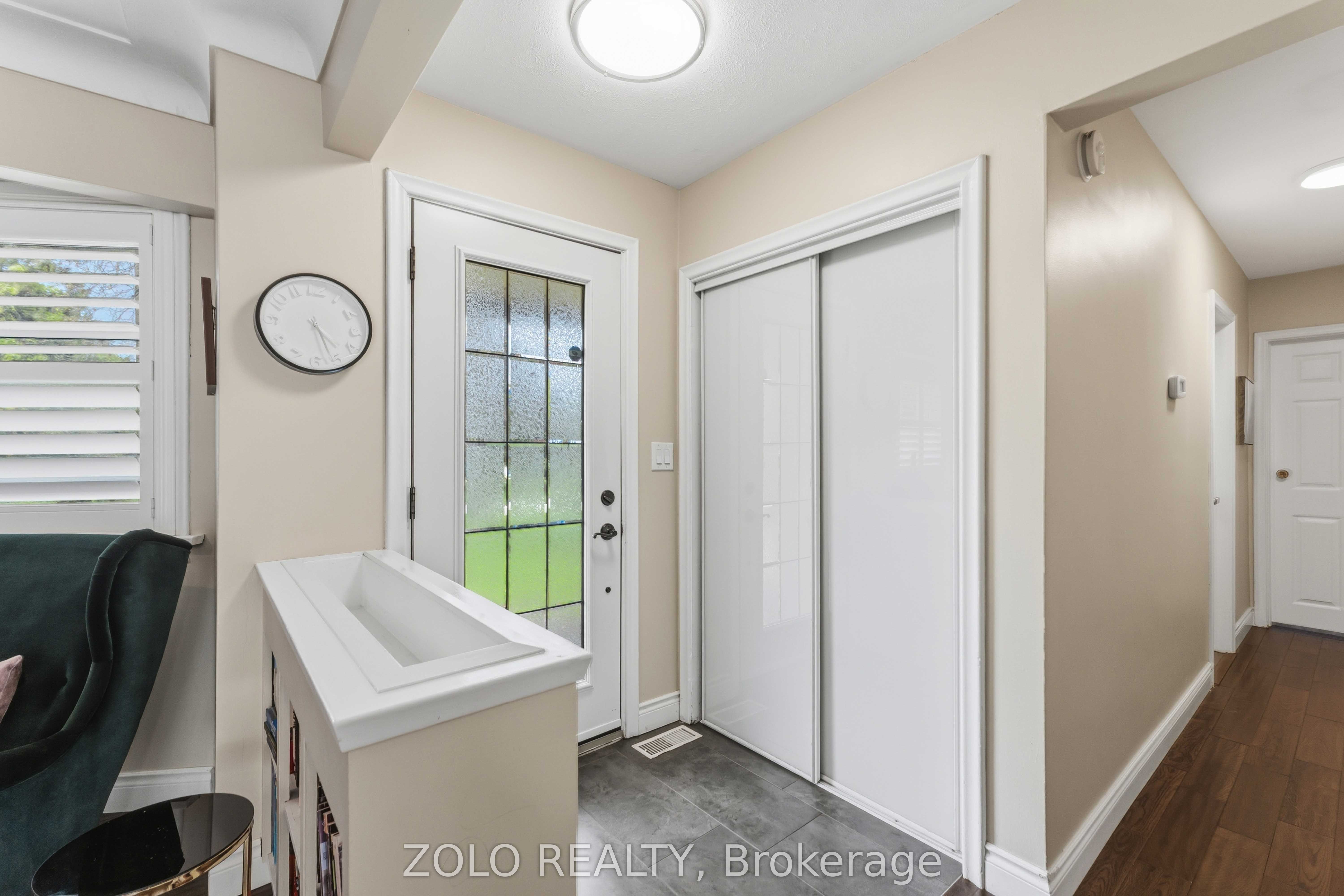 9 Brookside Avenue
