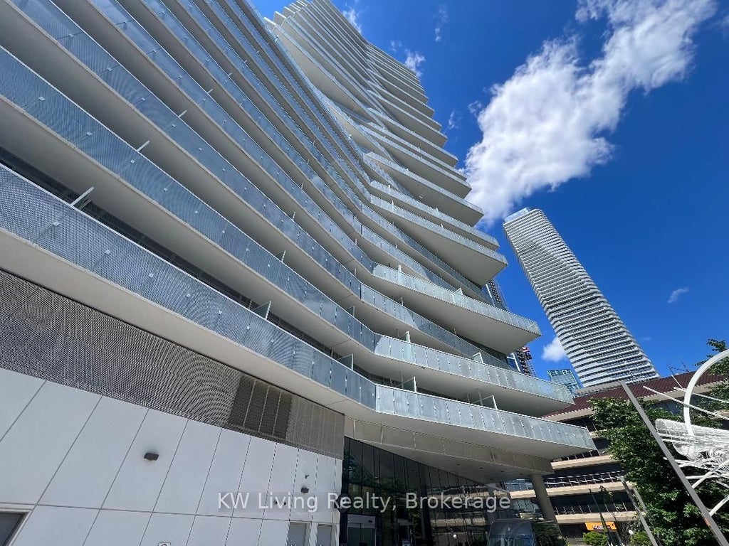 Photo of 15 Queens Quay E #609, Toronto, ON M4Y 1A1 (MLS # C13859682)