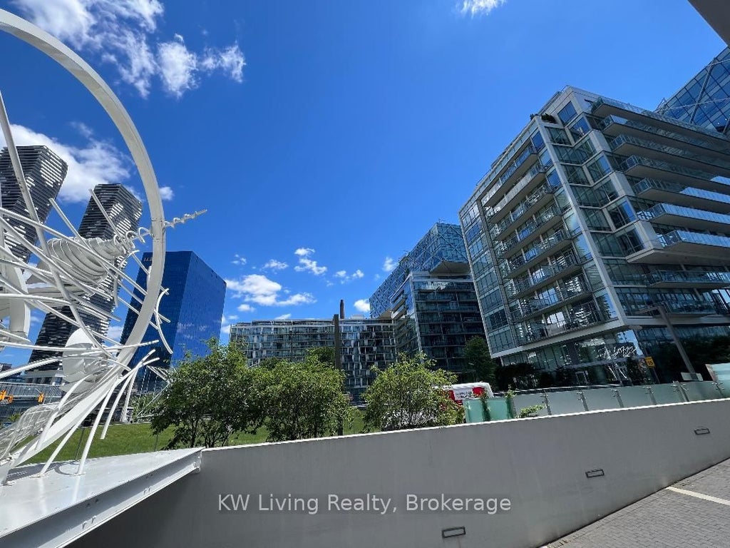 Photo of 15 Queens Quay E #609, Toronto, ON M4Y 1A1 (MLS # C13859682)