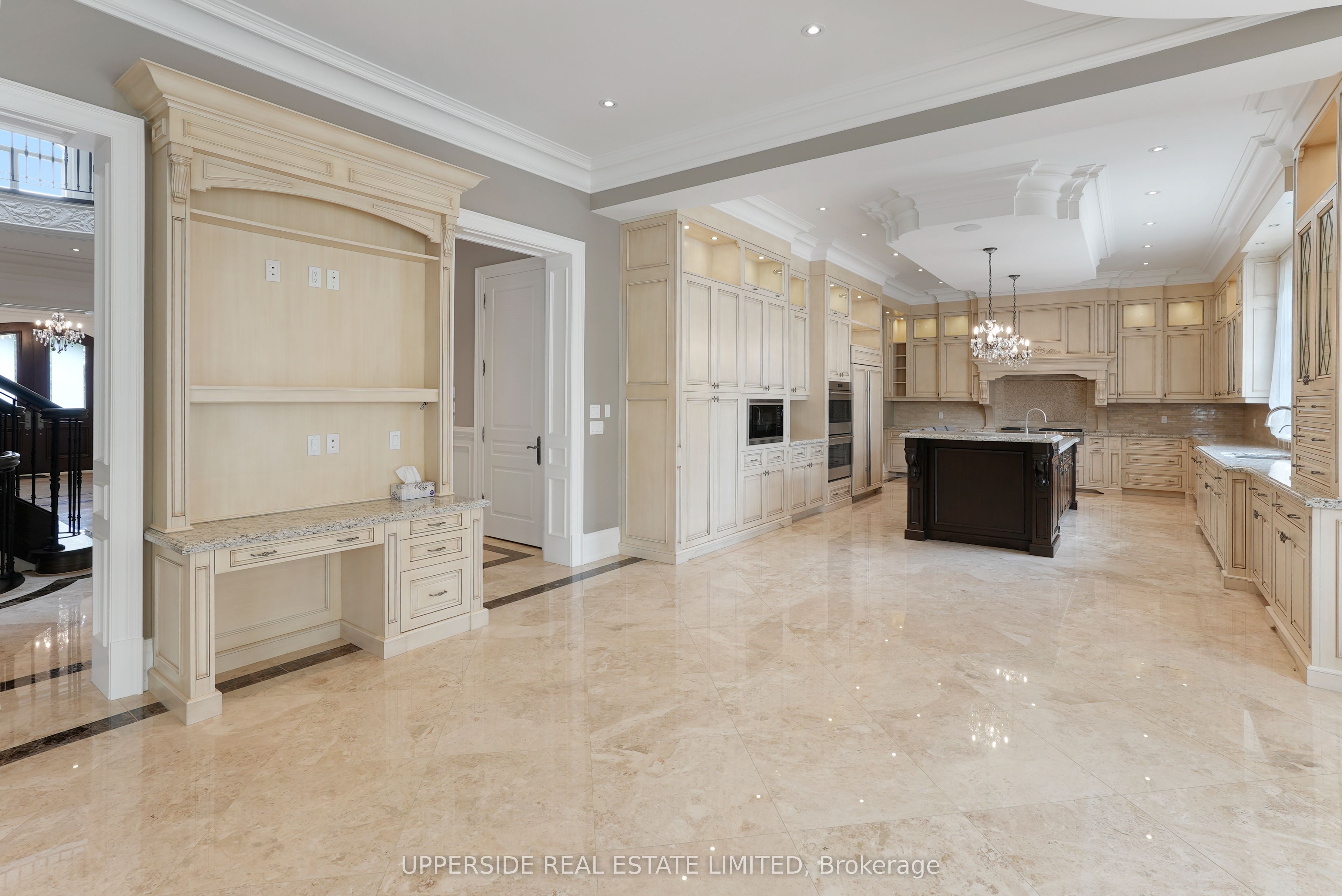 29 Riverside Boulevard W