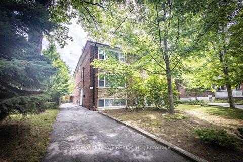 39 Laws Street Toronto ON M6P 2Y8