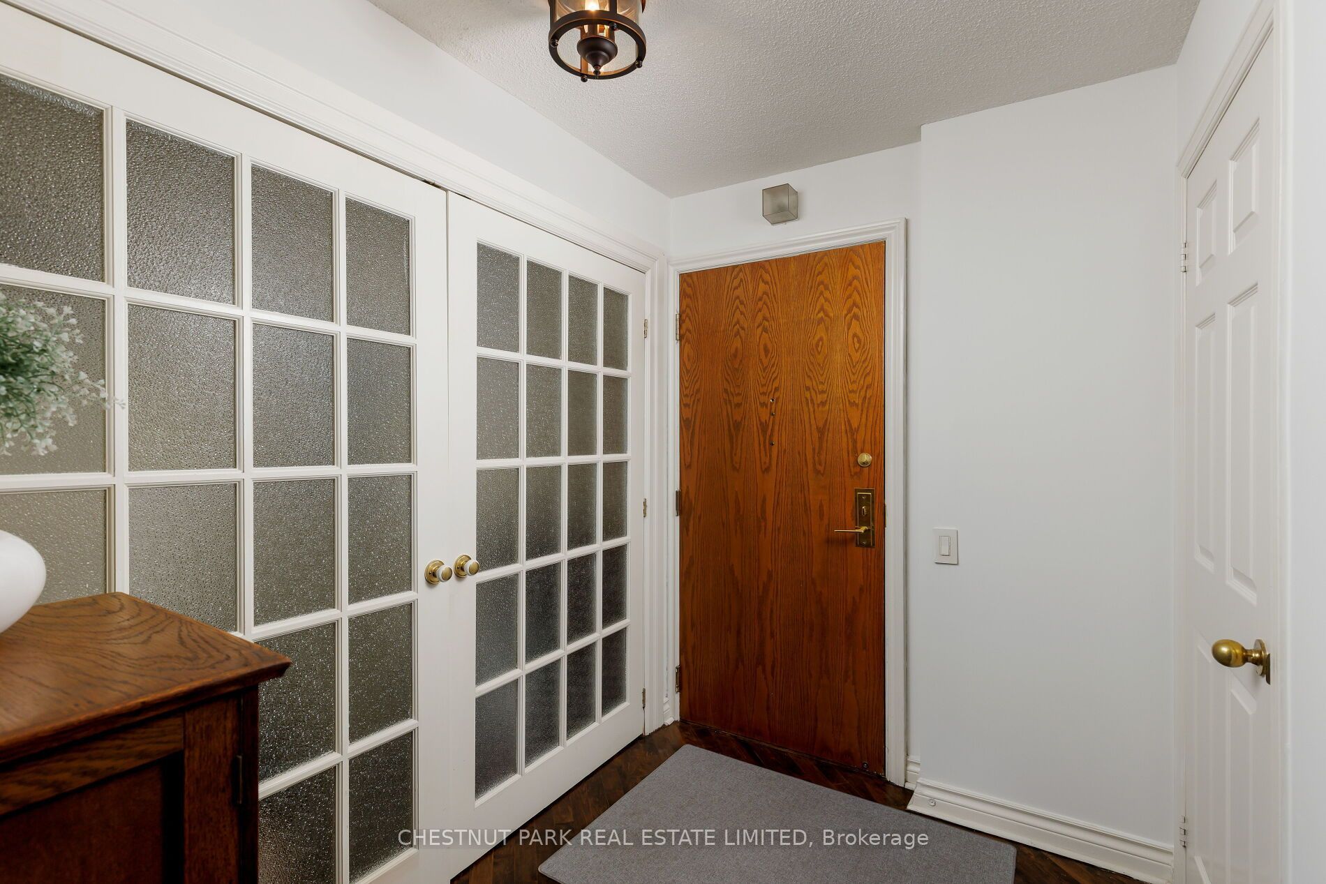 1177 Yonge Street 516