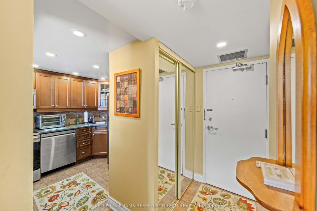 Photo of 705 W King Street W #413, Toronto, ON M5V 2W8 (MLS # C12426859)