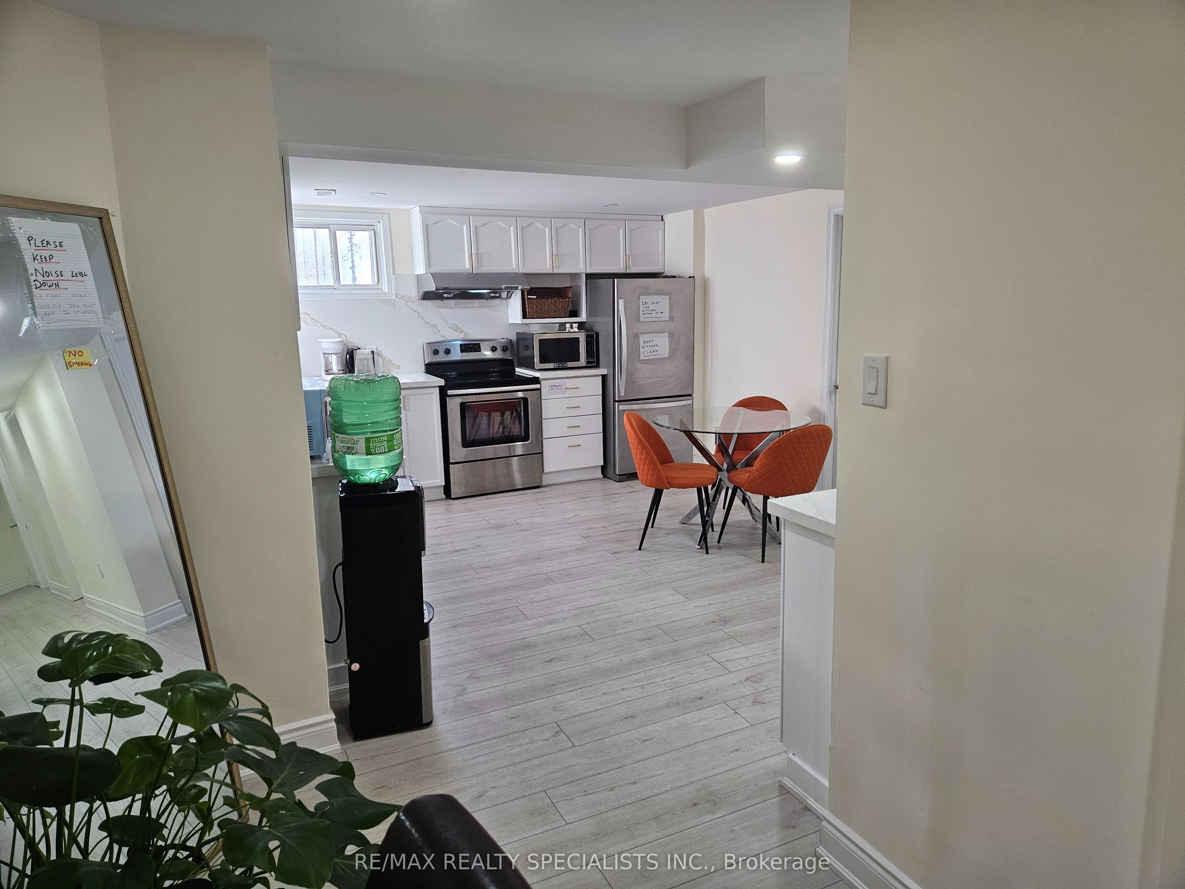 1460 White Oaks Boulevard Bsmt