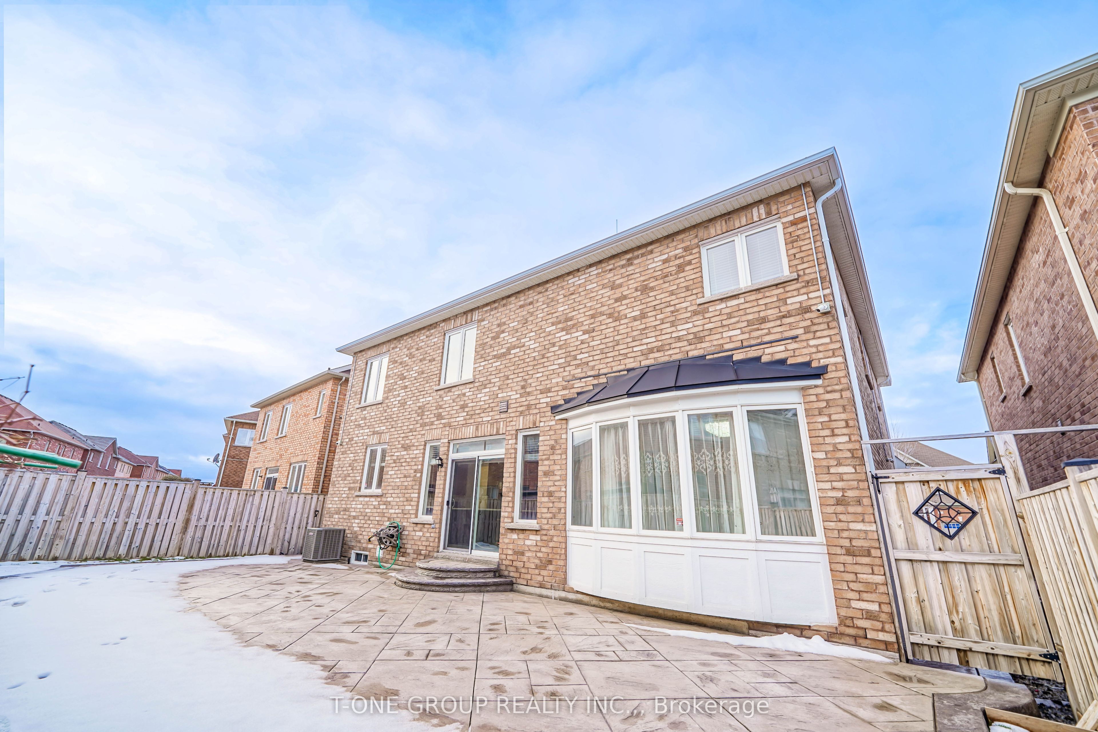 3 Chokecherry Crescent