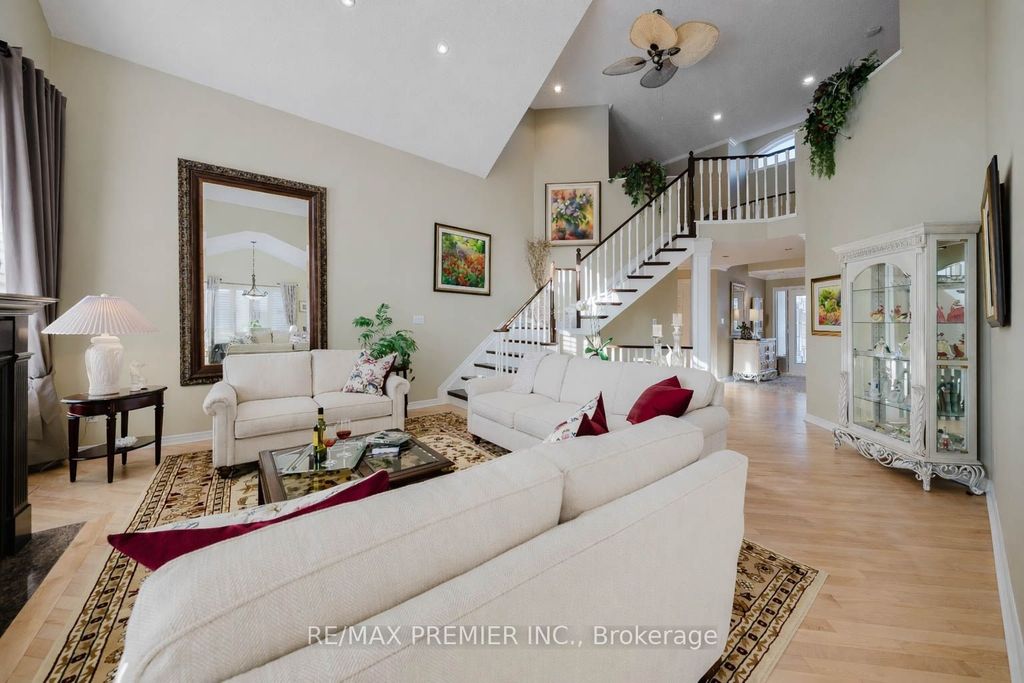 Photo of 6 Bella Vista Trail, New Tecumseth, ON L9R 2B2 (MLS # N12850694)