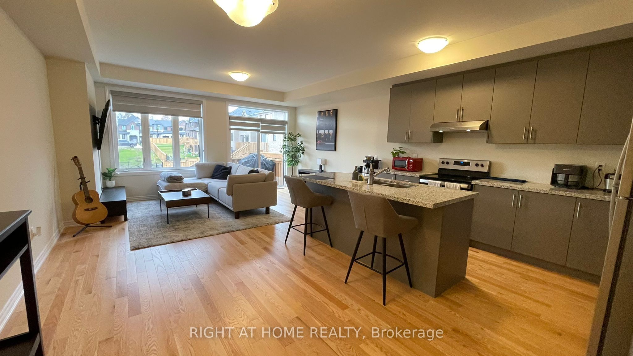 2090 Coppenwood Common