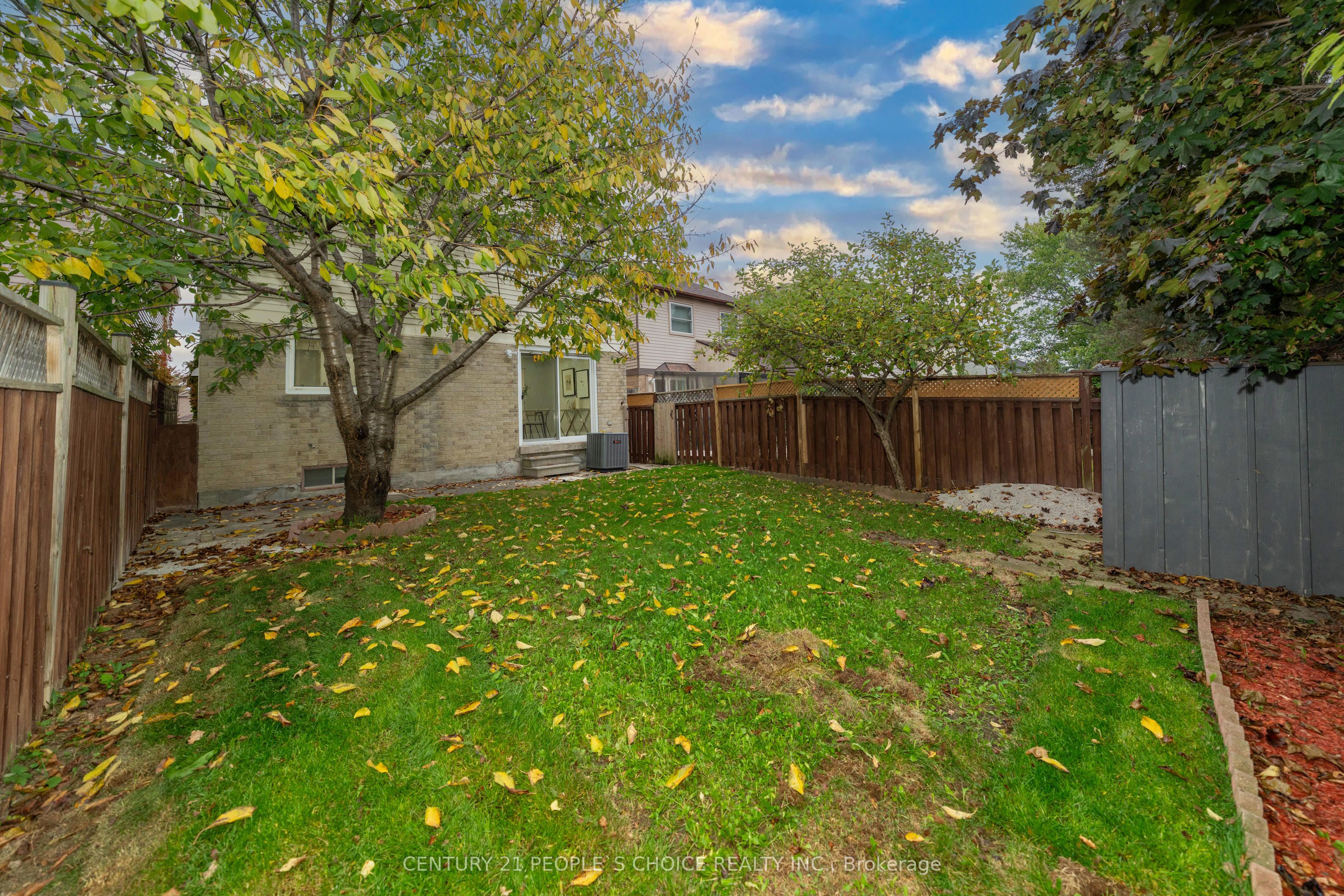 3242 Cambourne Crescent