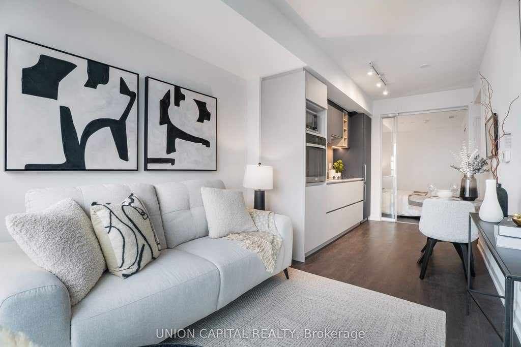 Photo of 319 Jarvis Street #4908, Toronto, ON M5B 0C8 (MLS # C13666186)