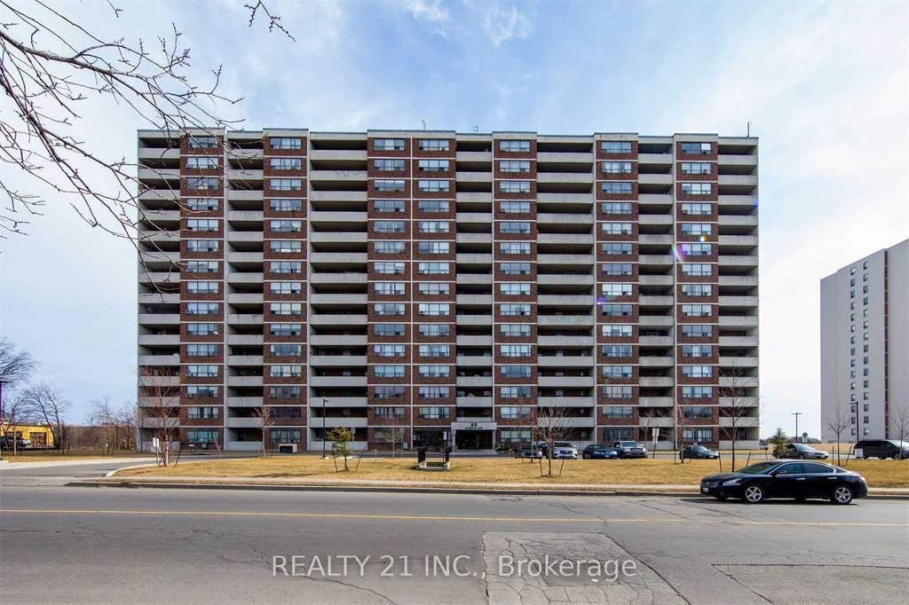 Photo of 25 Sunrise Avenue S #811, Toronto, ON M4A 2S2 (MLS # C13635390)