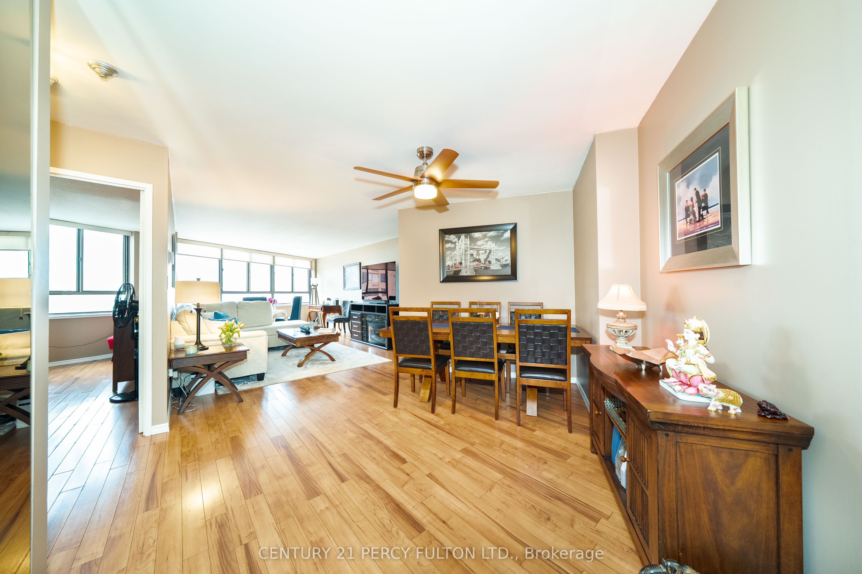 270 Queens Quay W 2508