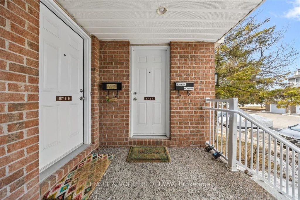 Photo of 6748 Jeanne D'arc Boulevard N #A, Orleans - Convent Glen and Area, ON K1C 6E9 (MLS # X12941664)