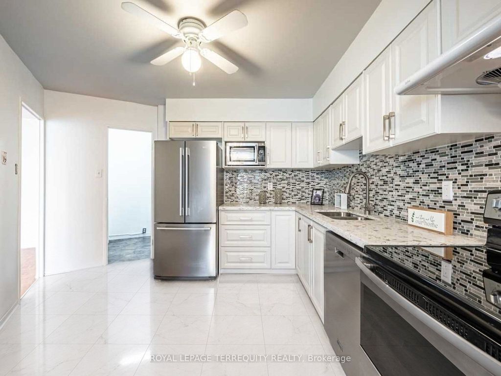 Photo of 451 The West Mall N/A #715, Toronto, ON M9C 1G1 (MLS # W13085594)