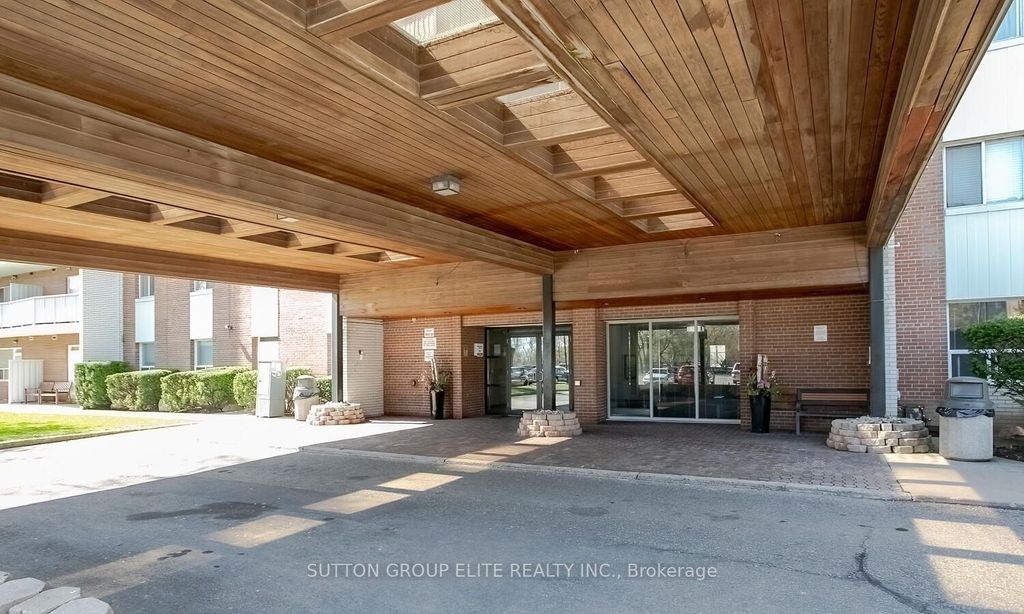 Photo of 1660 Bloor Street #502, Mississauga, ON L4X 1R9 (MLS # W12930340)