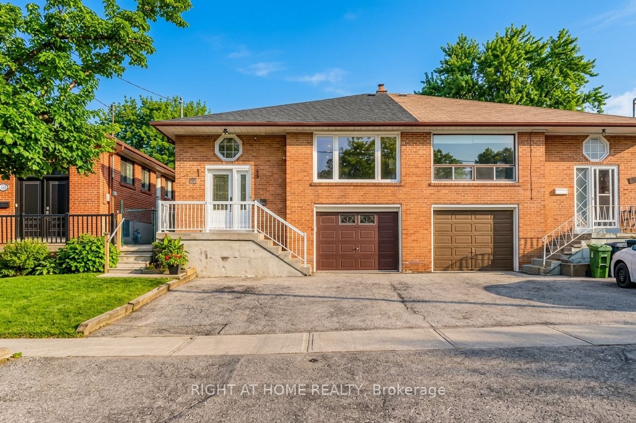 Photo 1 of 45 — 110 Victory Drive, Toronto, ON M3M 2J8
