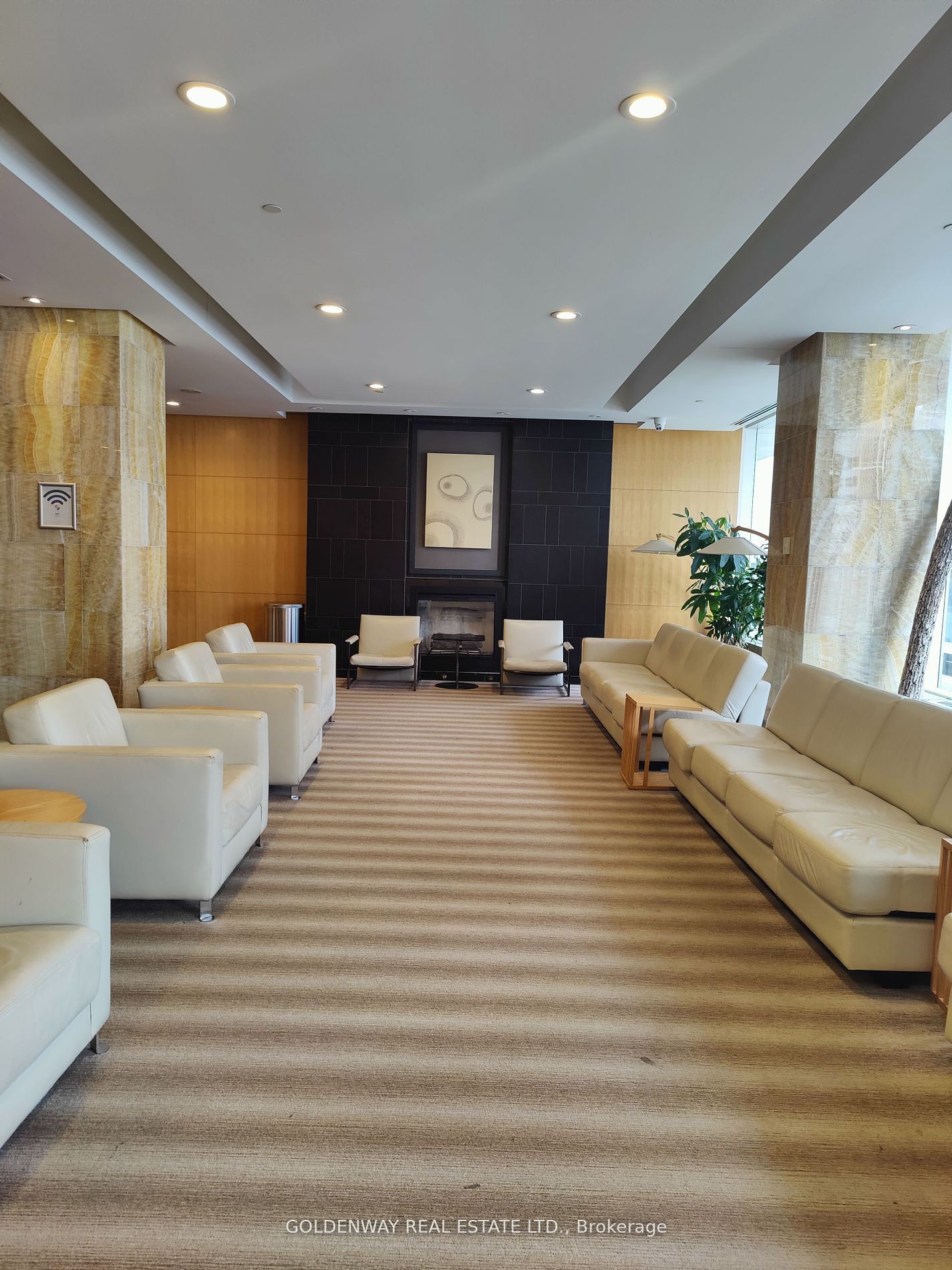 55 Bremner Boulevard 2608