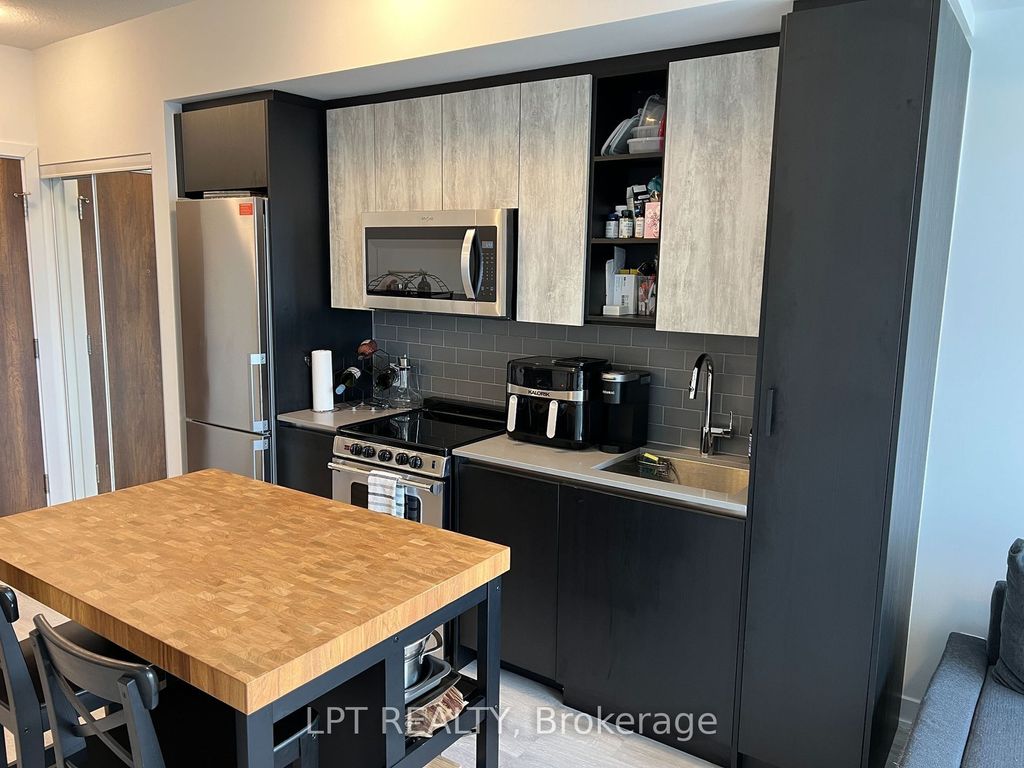 Photo of 251 Manitoba Street #1211, Toronto, ON M8Y 4G9 (MLS # W13515964)