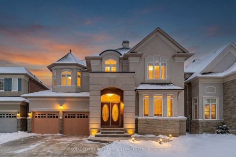 165 Alison Crescent Oakville ON L6L 0C7