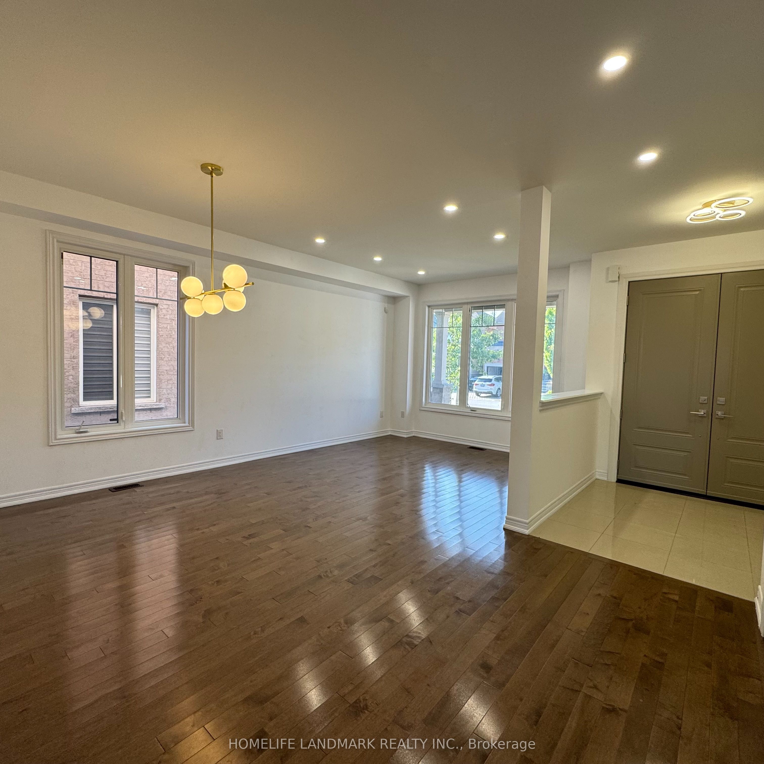 32 Philips Lake Court