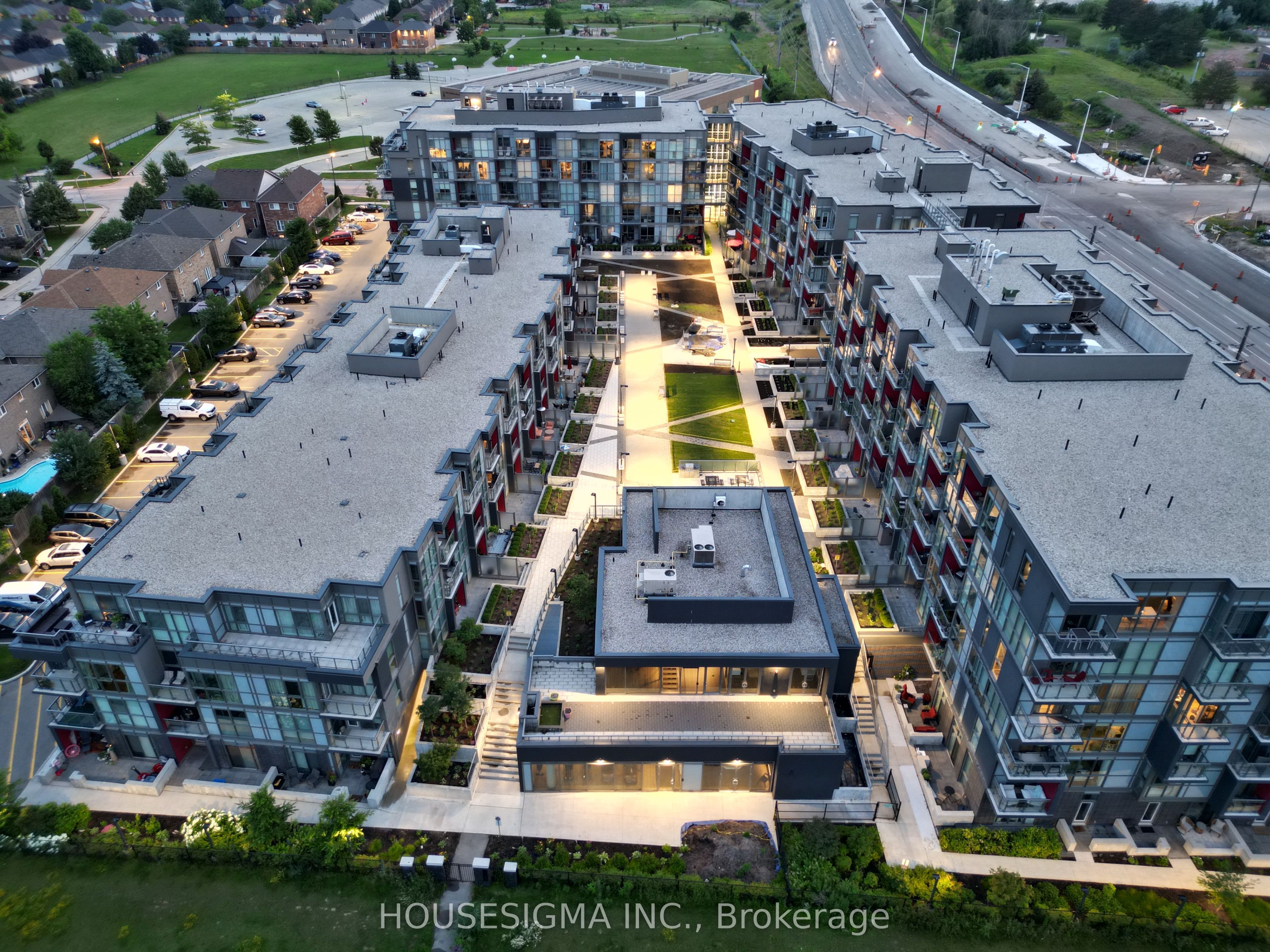 5230 Dundas Street A402