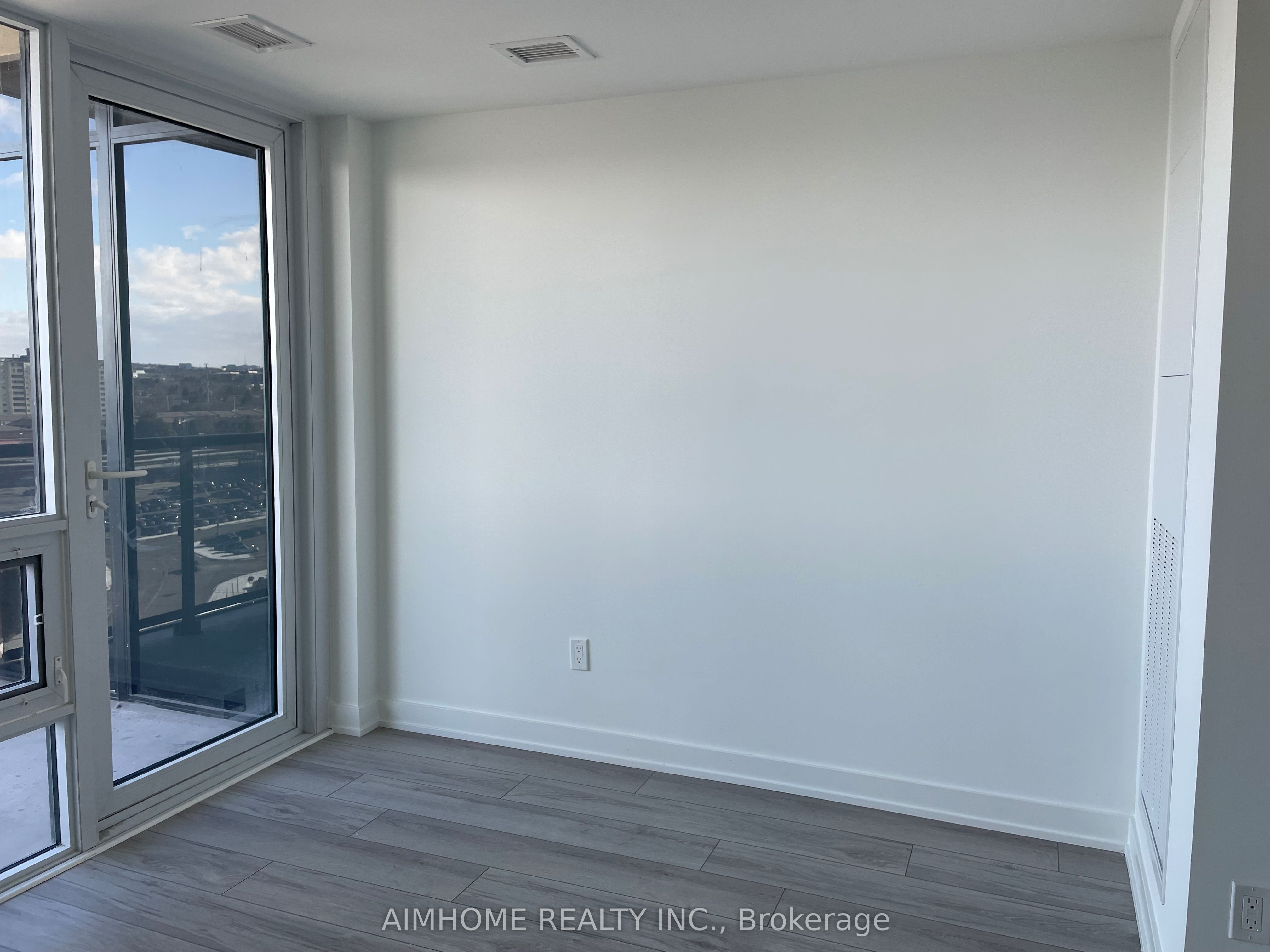 1035 Southdown Road 1214