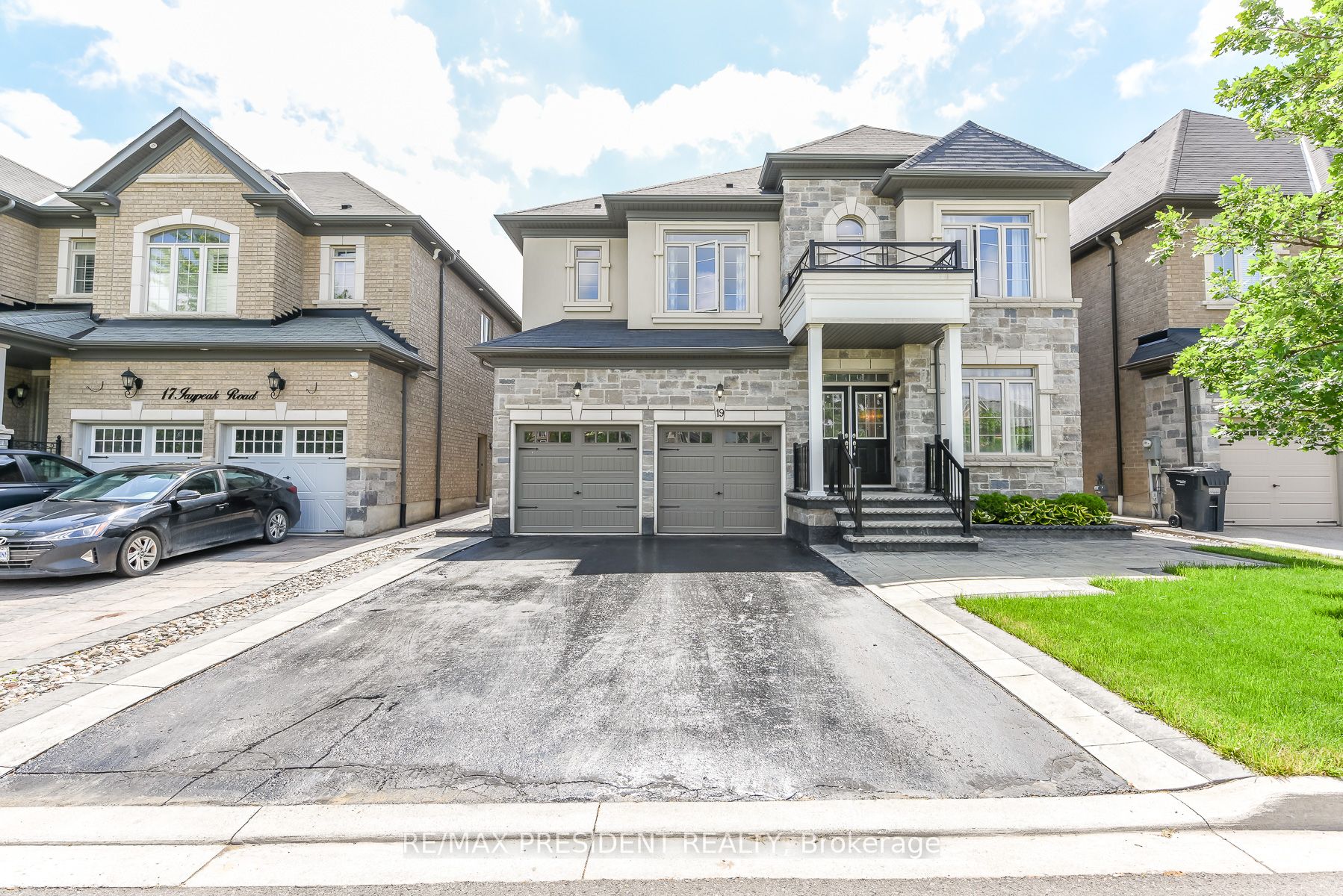 19 Jaypeak Road N