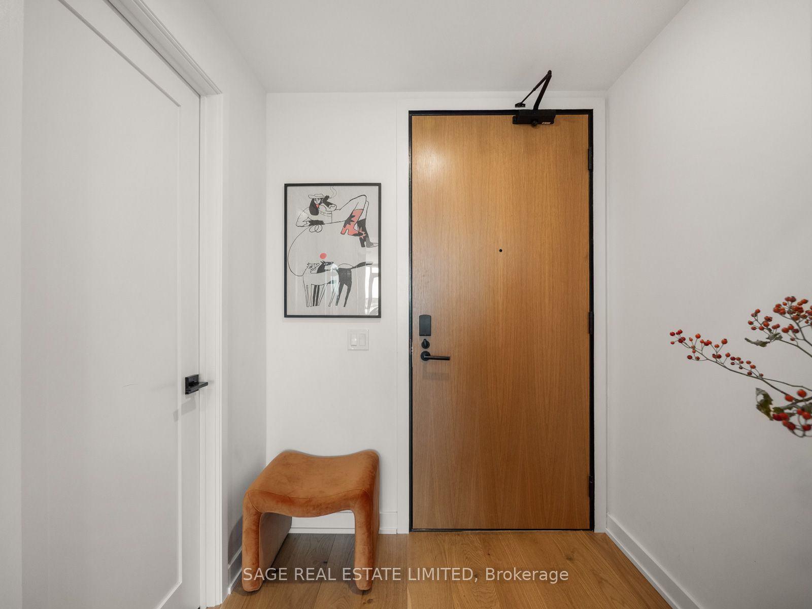 899 College Street W PH 621