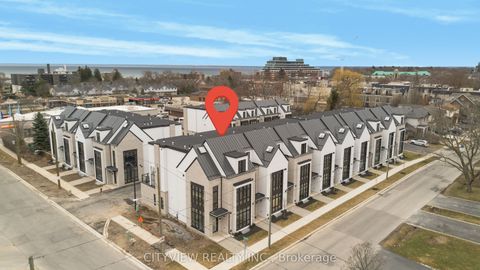 2268 Sovereign Street Oakville ON L6L 1L6