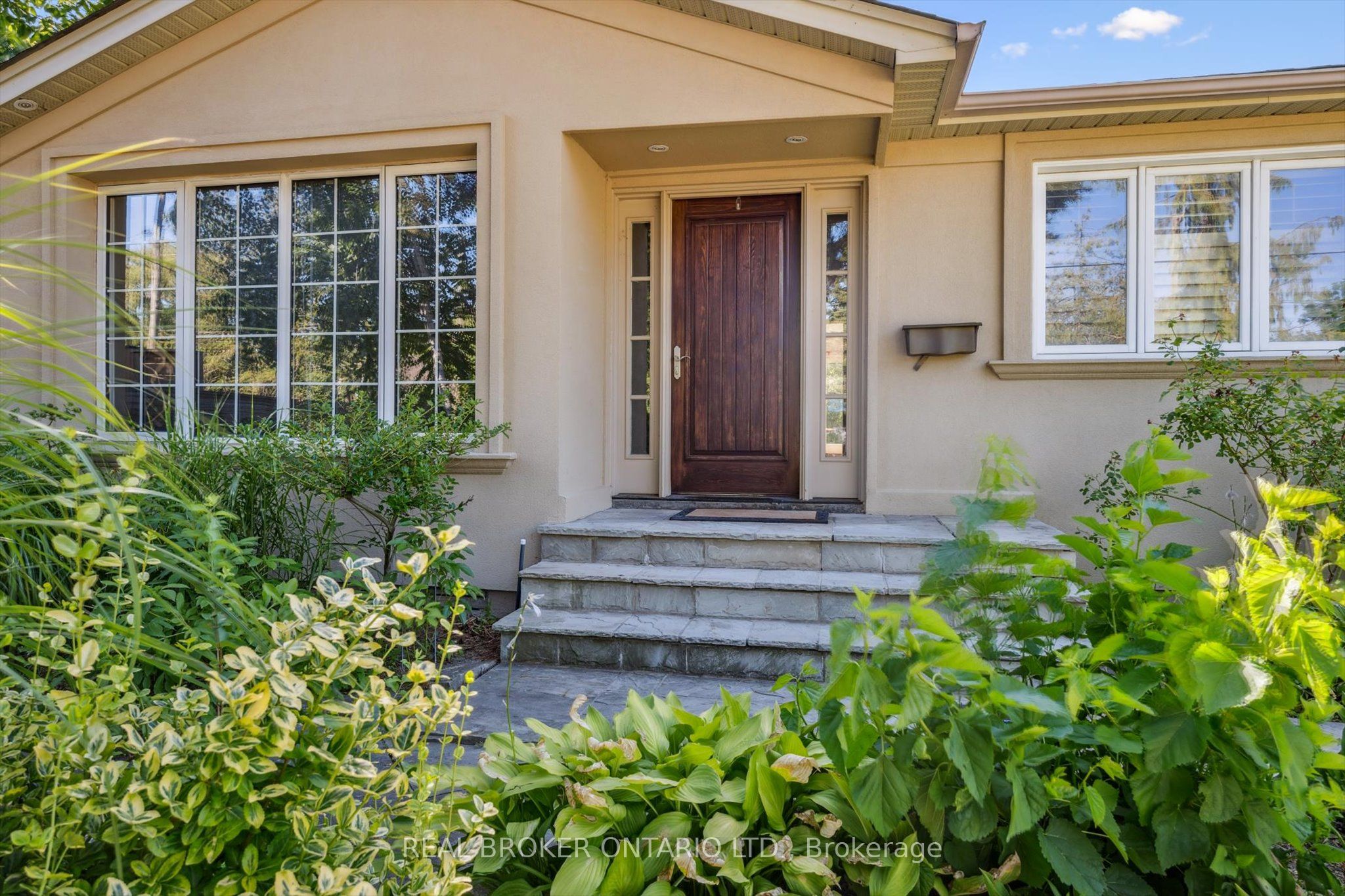 1204 Cynthia Lane