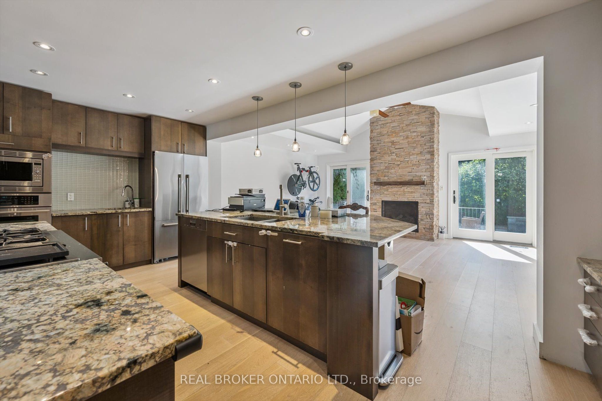 1204 Cynthia Lane