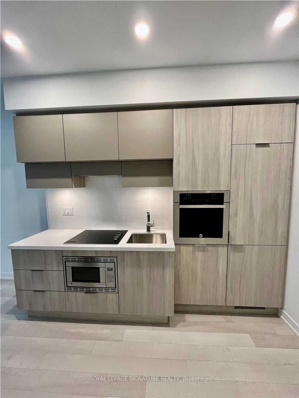 Photo of 39 Roehampton Avenue #308, Toronto, ON M4P 0G1 (MLS # C12933002)