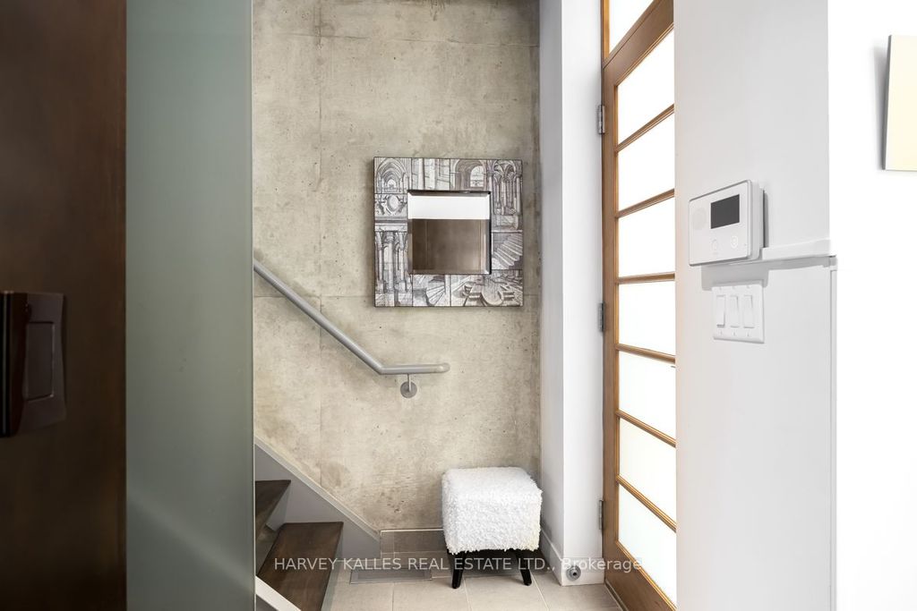 Photo of 301 Mutual Street, Toronto, ON M4Y 1X6 (MLS # C12614026)