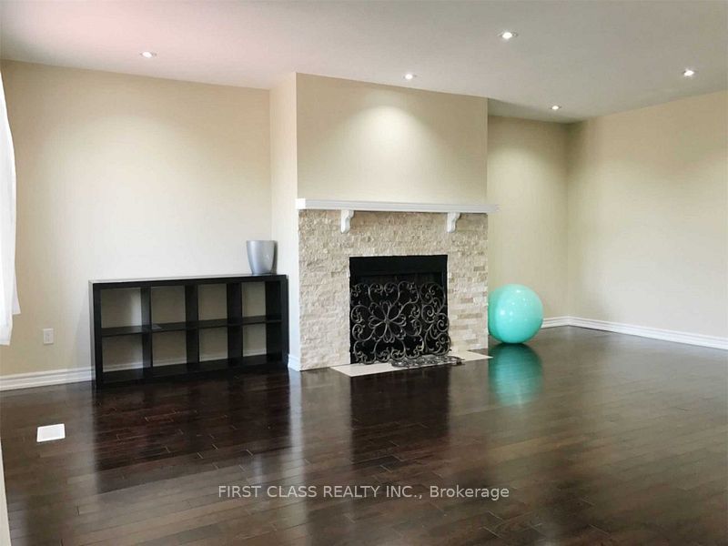 659 Thamesford Terrace