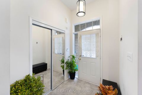 80 Fallmeadow Circle Brampton ON L6Y 0G8