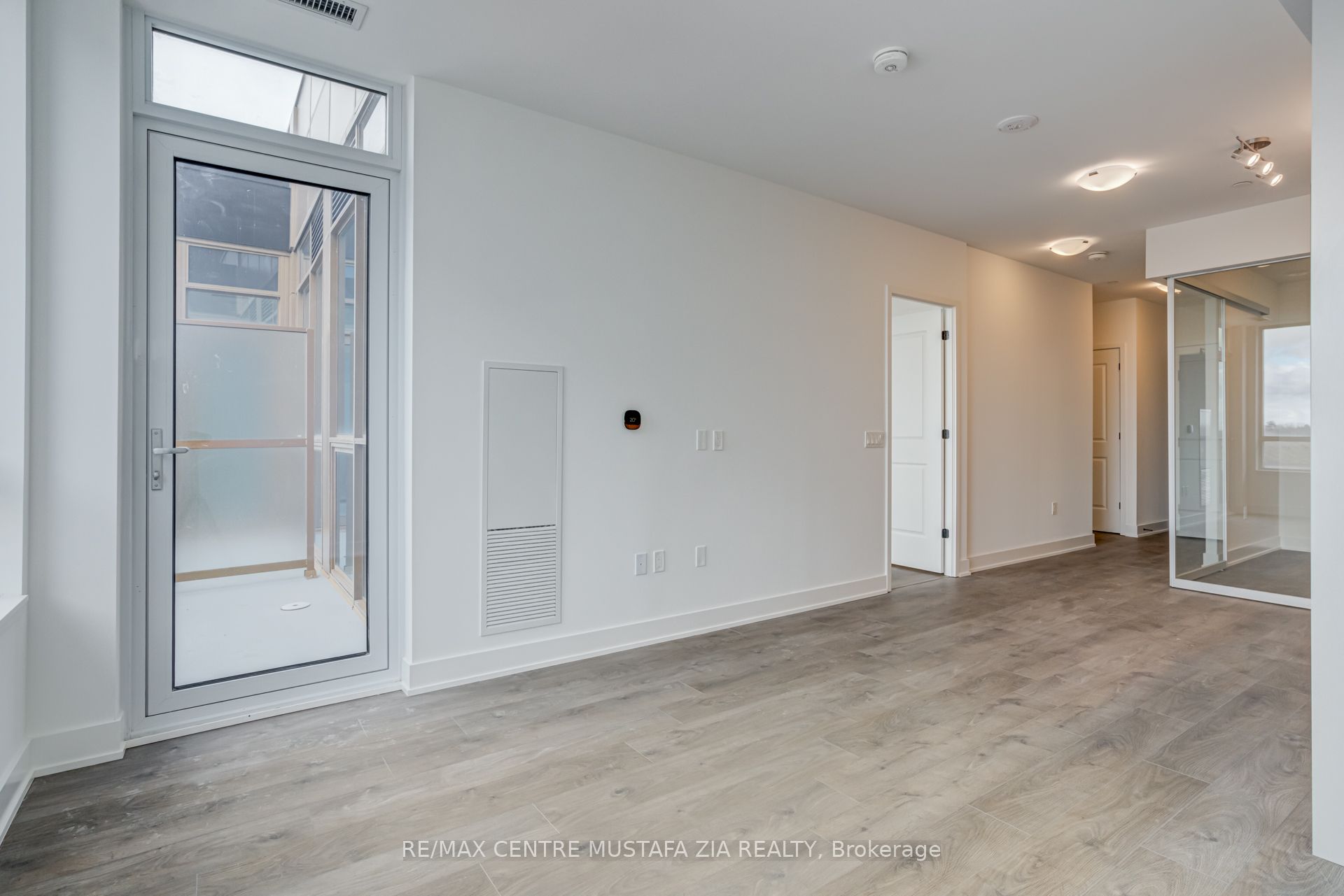 2333 Khalsa Gate 406