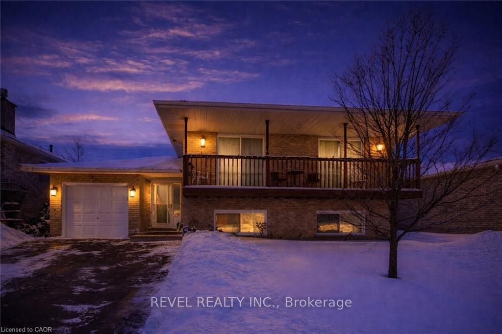 Photo of 42 Ruffian Road, Brantford, ON N3P 1R6 (MLS # X12744500)