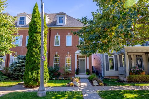 204 Gatwick Drive Oakville ON L6H 6M9