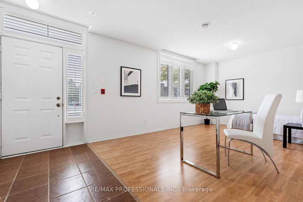 Photo of 3400 Lake Shore Boulevard W #104, Toronto, ON M8W 4Z9 (MLS # W12424750)