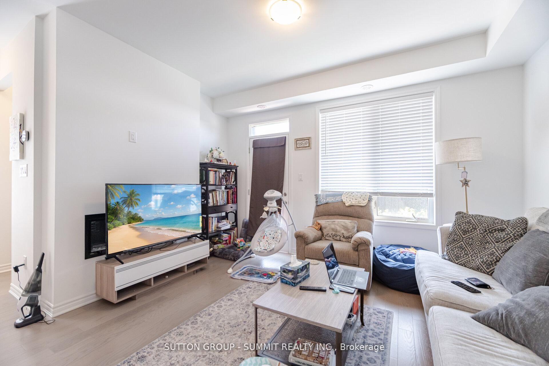 5206 Viola Desmond Drive