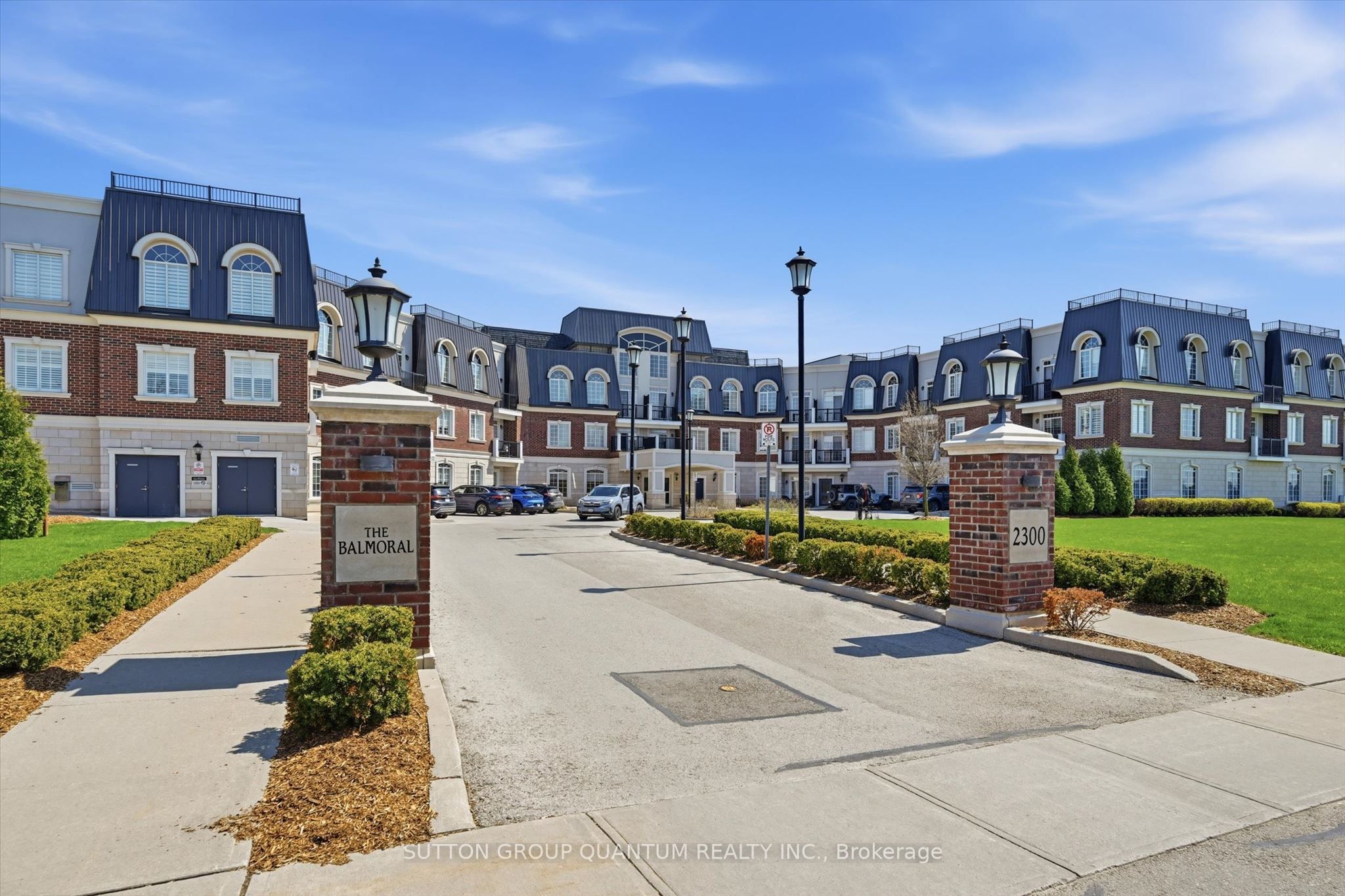 2300 Upper Middle Road W 304