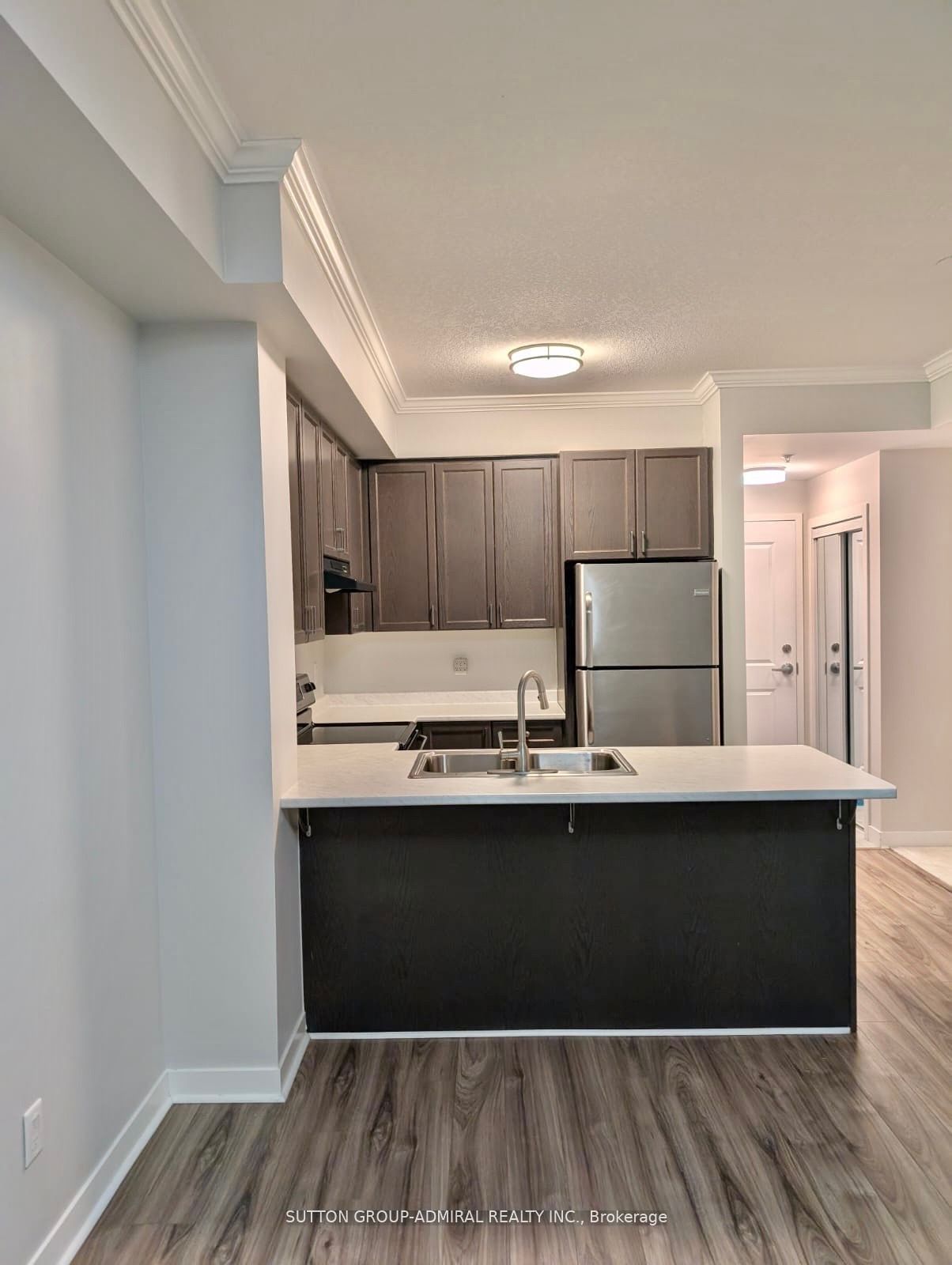 5317 Upper Middle Road 104
