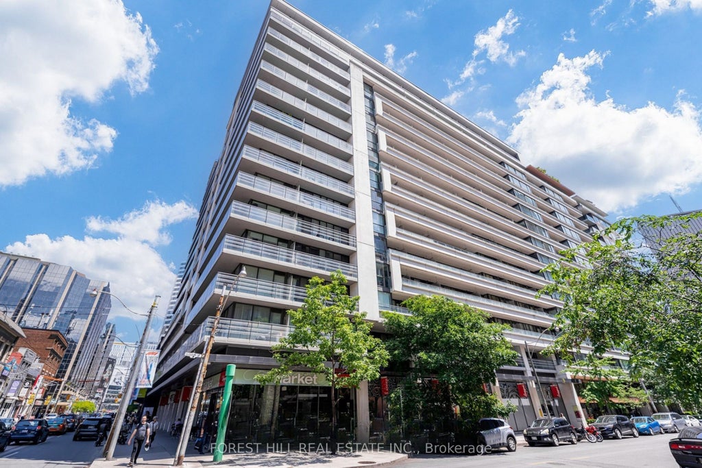 Photo of 111 Elizabeth Street #917, Toronto, ON M5G 1P7 (MLS # C13574132)