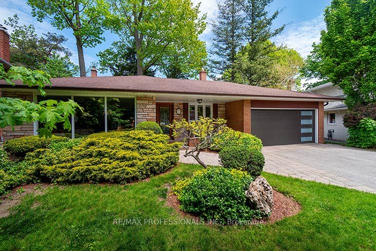 7 Cherry Post Crescent