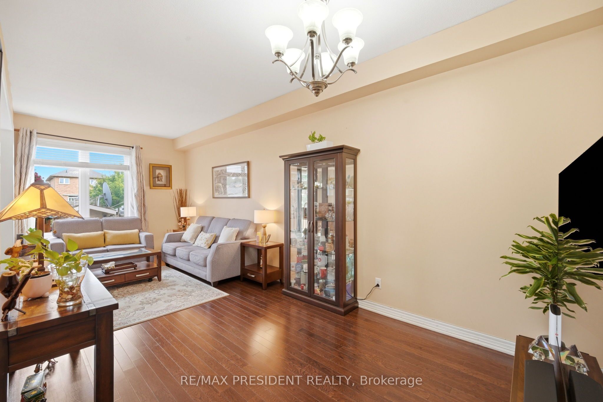 45 SEABREEZE Crescent 23