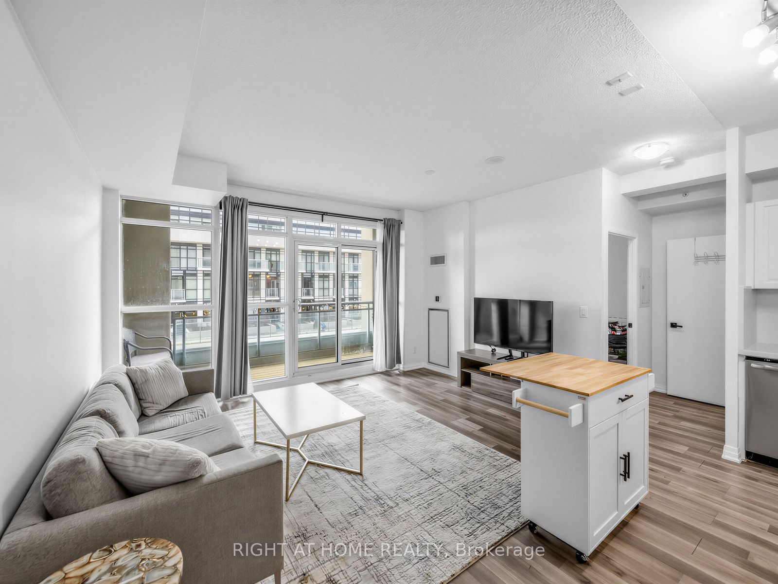 155 Legion Road N 208