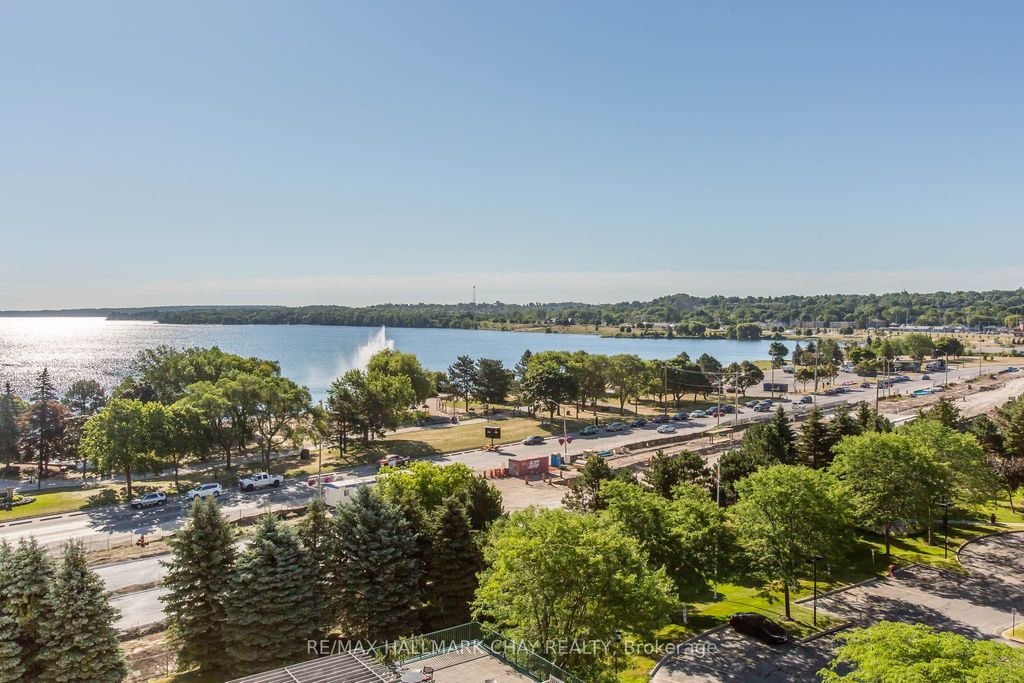 Photo of 65 Ellen Street #602, Barrie, ON L4N 3A5 (MLS # S13074856)
